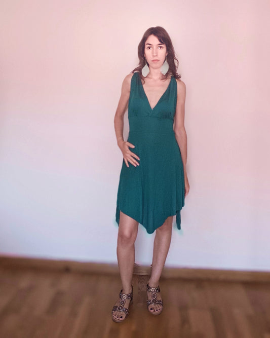 Vestido punto verde turquesa con escote en uve